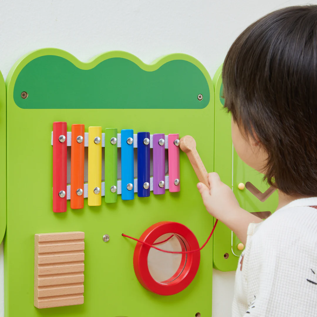VIGA Interactive Wall Mural Junior Crocodile - Image 3